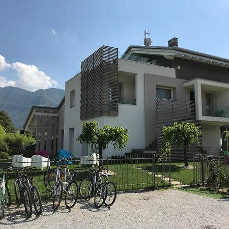 Art B&B Design Costa Volpino Exterior photo
