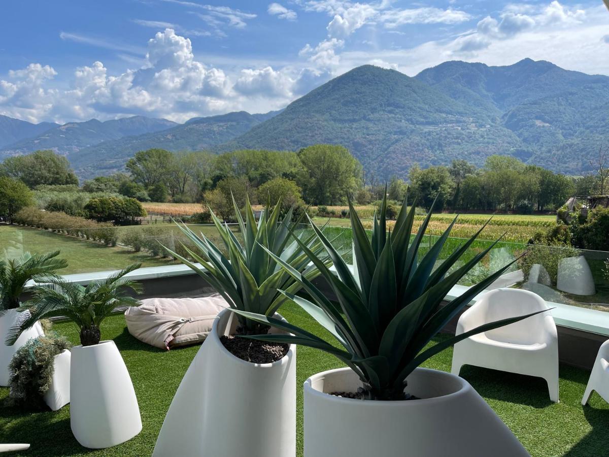Art B&B Design Costa Volpino Exterior photo