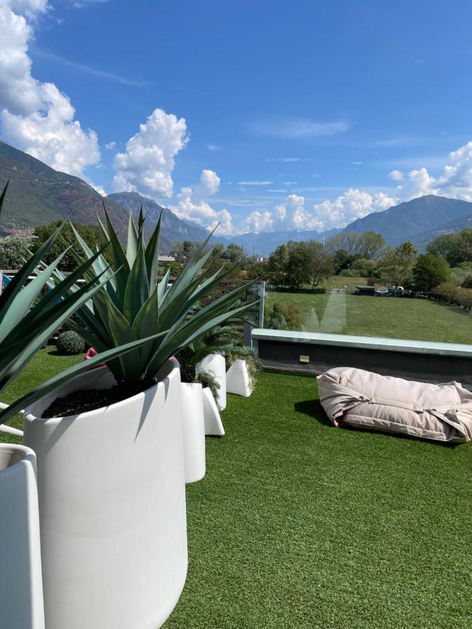 Art B&B Design Costa Volpino Exterior photo