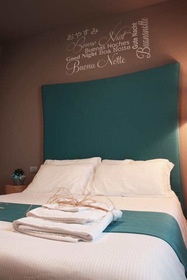 Art B&B Design Costa Volpino Exterior photo