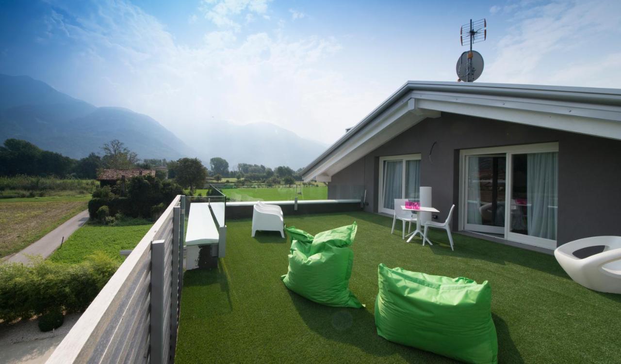 Art B&B Design Costa Volpino Exterior photo